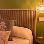 Hostel Casal De Pelaio *